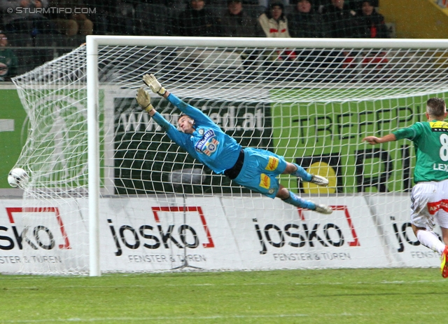 Ried - Sturm Graz
Oesterreichische Fussball Bundesliga, 19. Runde,  SV Ried - SK Sturm Graz, Arena Ried, 17.12.2011. 

Foto zeigt Silvije Cavlina (Sturm)
Schlüsselwörter: tor