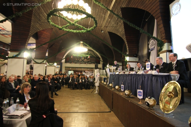 ao. Generalversammlung Sturm
Oesterreichische Fussball Bundesliga, Ausserordentliche Generalversammlung SK Sturm, Brauhaus Puntigam Graz, 17.1.2012. 

Foto zeigt eine Innenansicht im Brauhaus Puntigam
