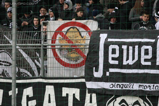 Salzburg - Sturm Graz
Oesterreichische Fussball Bundesliga, 21. Runde,  RB Salzburg - SK Sturm Graz, Stadion Wals-Siezenheim, 19.02.2012. 

Foto zeigt Fans von Sturm mit einem Transparent
