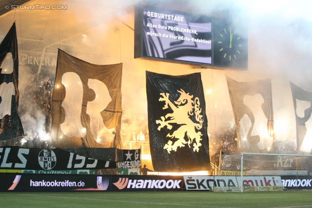 Sturm Graz - Rapid
Oesterreichische Fussball Bundesliga, 22. Runde, SK Sturm Graz - SK Rapid Wien, Stadion Liebenau Graz, 25.02.2012. 

Foto zeigt Fans von Sturm mit einer Choreografie
Schlüsselwörter: pyrotechnik