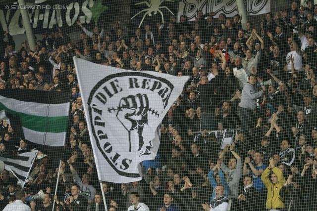 Sturm Graz - Rapid
Oesterreichische Fussball Bundesliga, 22. Runde, SK Sturm Graz - SK Rapid Wien, Stadion Liebenau Graz, 25.02.2012. 

Foto zeigt Fans von Sturm
