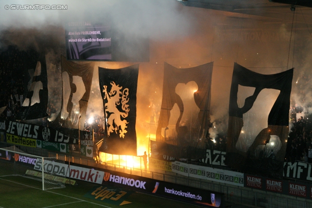 Sturm Graz - Rapid
Oesterreichische Fussball Bundesliga, 22. Runde, SK Sturm Graz - SK Rapid Wien, Stadion Liebenau Graz, 25.02.2012. 

Foto zeigt Fans von Sturm mit einer Choreografie
Schlüsselwörter: pyrotechnik