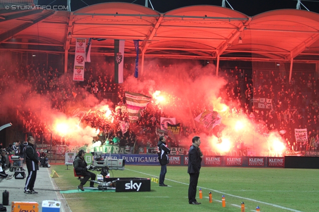 Sturm Graz - Rapid
Oesterreichische Fussball Bundesliga, 22. Runde, SK Sturm Graz - SK Rapid Wien, Stadion Liebenau Graz, 25.02.2012. 

Foto zeigt Fans von Rapid
