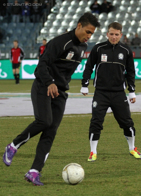 Sturm Graz - Rapid
Oesterreichische Fussball Bundesliga, 22. Runde, SK Sturm Graz - SK Rapid Wien, Stadion Liebenau Graz, 25.02.2012. 

Foto zeigt Rubin Rafael Okotie (Sturm) und Christoph Kroepfl (Sturm)
