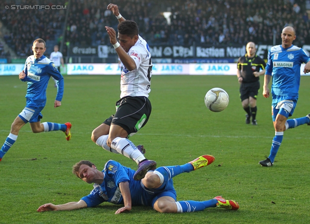 Sturm Graz - Wr. Neustadt
Oesterreichische Fussball Bundesliga, 24. Runde, SK Sturm Graz - SC Wiener Neustadt, Stadion Liebenau Graz, 10.3.2012. 

Foto zeigt Rubin Rafael Okotie (Sturm)
