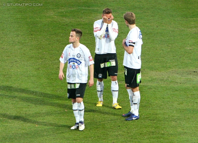 Sturm Graz - Wr. Neustadt
Oesterreichische Fussball Bundesliga, 24. Runde, SK Sturm Graz - SC Wiener Neustadt, Stadion Liebenau Graz, 10.3.2012. 

Foto zeigt Christian Klem (Sturm), Martin Ehrenreich (Sturm) und Manuel Weber (Sturm)
Schlüsselwörter: enttaeuschung