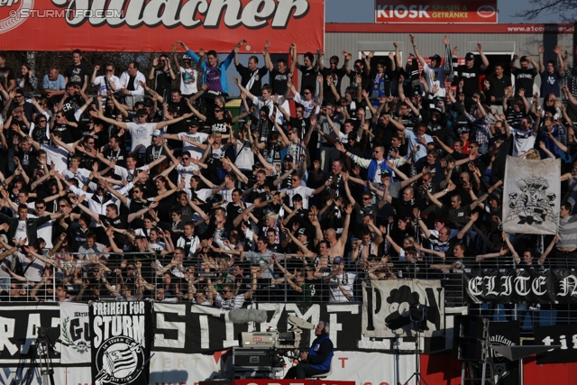 Admira - Sturm Graz
Oesterreichische Fussball Bundesliga, 25. Runde, FC Admira - SK Sturm Graz, Stadion Suedstadt Maria Enzersdorf, 18.3.2012. 

Foto zeigt Fans von Sturm
