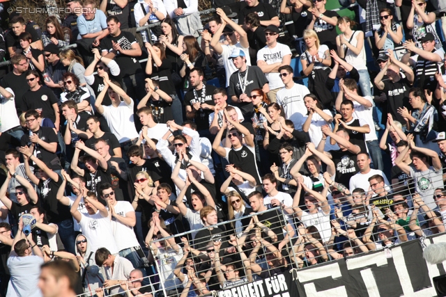 Admira - Sturm Graz
Oesterreichische Fussball Bundesliga, 25. Runde, FC Admira - SK Sturm Graz, Stadion Suedstadt Maria Enzersdorf, 18.3.2012. 

Foto zeigt Fans von Sturm
