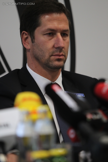 Pressekonferenz Sturm Graz
Oesterreichische Fussball Bundesliga, SK Sturm Graz Pressekonferenz, Trainingszentrum Messendorf, 19.3.2012. 

Foto zeigt Franco Foda (Cheftrainer Sturm)
