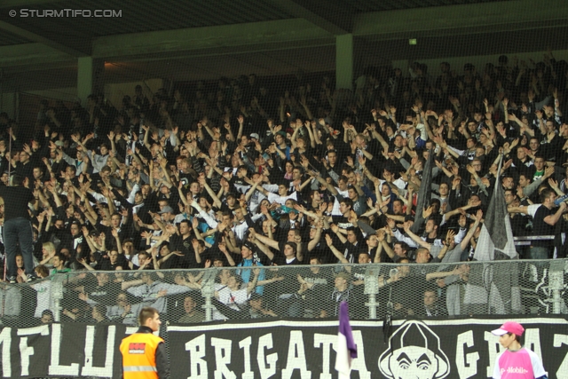 Austria Wien - Sturm Graz
Oesterreichische Fussball Bundesliga, 27. Runde,  FK Austira Wien - SK Sturm Graz, Franz-Horr-Stadion Wien, 24.03.2012. 

Foto zeigt Fans von Sturm
