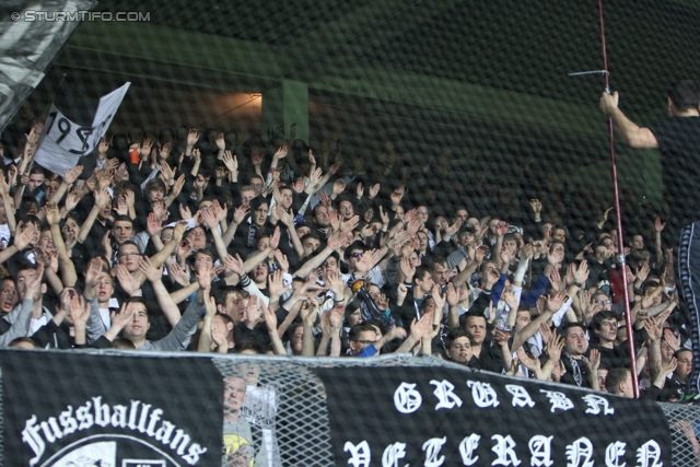 Austria Wien - Sturm Graz
Oesterreichische Fussball Bundesliga, 27. Runde,  FK Austira Wien - SK Sturm Graz, Franz-Horr-Stadion Wien, 24.03.2012. 

Foto zeigt Fans von Sturm
