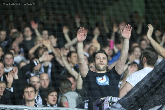 Austria Wien - Sturm Graz
Oesterreichische Fussball Bundesliga, 27. Runde,  FK Austira Wien - SK Sturm Graz, Franz-Horr-Stadion Wien, 24.03.2012. 

Foto zeigt Fans von Sturm
