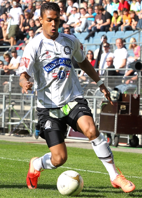 Sturm Graz - Ried
Oesterreichische Fussball Bundesliga, 28. Runde,  SK Sturm Graz - SV Ried, Stadion Liebenau Graz, 31.03.2012. 

Foto zeigt Rubin Rafael Okotie (Sturm)
