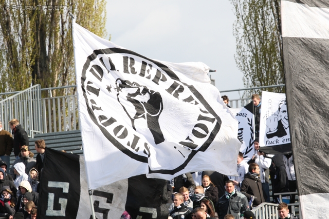 Sturm Graz - Ried
Oesterreichische Fussball Bundesliga, 29. Runde,  SV Mattersburg - SK Sturm Graz, Pappelstadion Mattersburg, 08.04.2012. 

Foto zeigt Fans von Sturm
