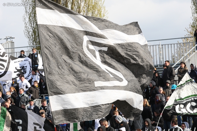 Sturm Graz - Ried
Oesterreichische Fussball Bundesliga, 29. Runde,  SV Mattersburg - SK Sturm Graz, Pappelstadion Mattersburg, 08.04.2012. 

Foto zeigt Fans von Sturm
