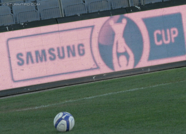 Sturm Graz - Hartberg
OEFB Cup, Viertelfinale,  SK Sturm Graz - TSV Hartberg, Stadion Liebenau Graz, 11.04.2012. 

Foto zeigt ein Feature mit dem OEFB Cup Logo und dem Ball
