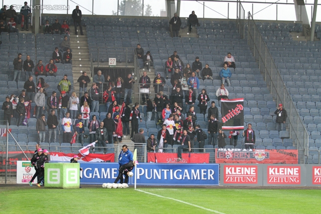 Sturm Graz - Salzburg
Oesterreichische Fussball Bundesliga, 30. Runde,  SK Sturm Graz - RB Salzburg, Stadion Liebenau Graz, 14.04.2012. 

Foto zeigt Fans von RB Salzburg
