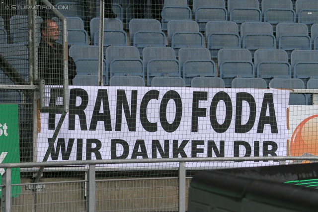 Sturm Graz - Salzburg
Oesterreichische Fussball Bundesliga, 30. Runde,  SK Sturm Graz - RB Salzburg, Stadion Liebenau Graz, 14.04.2012. 

Foto zeigt ein Spruchband fuer Franco Foda
