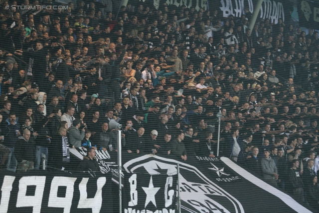 Sturm Graz - Salzburg
Oesterreichische Fussball Bundesliga, 30. Runde,  SK Sturm Graz - RB Salzburg, Stadion Liebenau Graz, 14.04.2012. 

Foto zeigt Fans von Sturm
