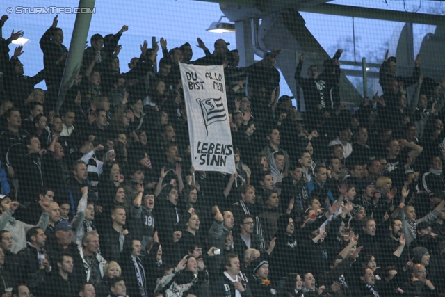 Sturm Graz - Salzburg
Oesterreichische Fussball Bundesliga, 30. Runde,  SK Sturm Graz - RB Salzburg, Stadion Liebenau Graz, 14.04.2012. 

Foto zeigt Fans von Sturm
