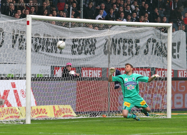 Sturm Graz - Salzburg
Oesterreichische Fussball Bundesliga, 30. Runde,  SK Sturm Graz - RB Salzburg, Stadion Liebenau Graz, 14.04.2012. 

Foto zeigt Christian Gratzei (Sturm)
Schlüsselwörter: tor