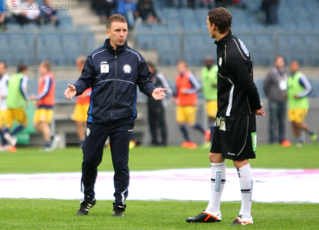 Sturm Graz - Salzburg
Oesterreichische Fussball Bundesliga, 30. Runde,  SK Sturm Graz - RB Salzburg, Stadion Liebenau Graz, 14.04.2012. 

Foto zeigt Dietmar Pegam (Co-Trainer Sturm) und Florian Neuhold (Sturm)
