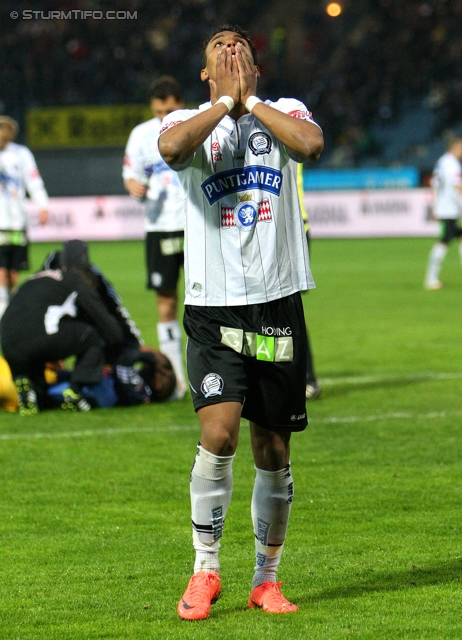 Sturm Graz - Salzburg
Oesterreichische Fussball Bundesliga, 30. Runde,  SK Sturm Graz - RB Salzburg, Stadion Liebenau Graz, 14.04.2012. 

Foto zeigt Rubin Rafael Okotie (Sturm)
Schlüsselwörter: enttaeuschung