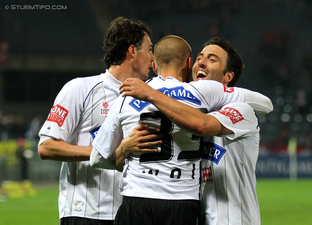 Sturm Graz - Salzburg
Oesterreichische Fussball Bundesliga, 30. Runde,  SK Sturm Graz - RB Salzburg, Stadion Liebenau Graz, 14.04.2012. 

Foto zeigt Thomas Burgstaller (Sturm), Patrick Wolf (Sturm) und Joachim Standfest (Sturm)
Schlüsselwörter: torjubel