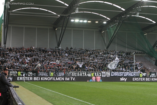 Rapid Wien - Sturm Graz Oesterreichische Fussball Bundesliga, 31. Runde,  SK Rapid Wien - SK Sturm Graz, Gerhard Hanappi Stadion Wien, 22.04.2012.   Foto zeigt Fans von Sturm