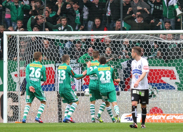 Rapid Wien - Sturm Graz
Oesterreichische Fussball Bundesliga, 31. Runde,  SK Rapid Wien - SK Sturm Graz, Gerhard Hanappi Stadion Wien, 22.04.2012. 

Foto zeigt Lukas Grozurek (Rapid), Deni Alar (Rapid), Guido Burgstaller (Rapid), Christopher Trimmel (Rapid) und Christian Klem (Sturm)
Schlüsselwörter: torjubel