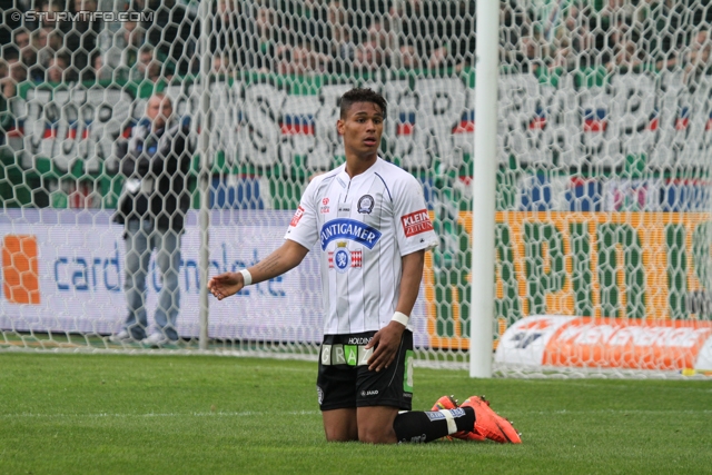 Rapid Wien - Sturm Graz
Oesterreichische Fussball Bundesliga, 31. Runde,  SK Rapid Wien - SK Sturm Graz, Gerhard Hanappi Stadion Wien, 22.04.2012. 

Foto zeigt Rubin Rafael Okotie (Sturm)
