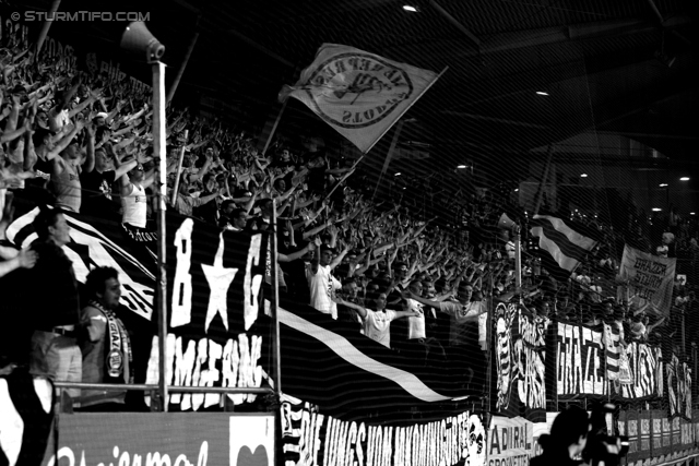 Sturm Graz - Kapfenberg
Oesterreichische Fussball Bundesliga, 32. Runde,  SK Sturm Graz - Kapfenberger SV 1919, Stadion Liebenau Graz, 28.04.2012. 

Foto zeigt Fans von Sturm
