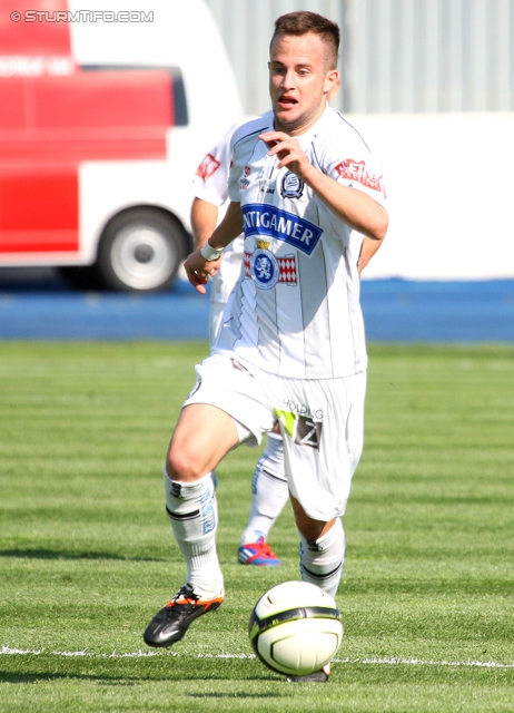 Wr. Neustadt - Sturm Graz
Oesterreichische Fussball Bundesliga, 33. Runde,  SC Wiener Neustadt - SK Sturm Graz, Stadion Wiener Neustadt, 05.05.2012. 

Foto zeigt Christian Klem (Sturm)
