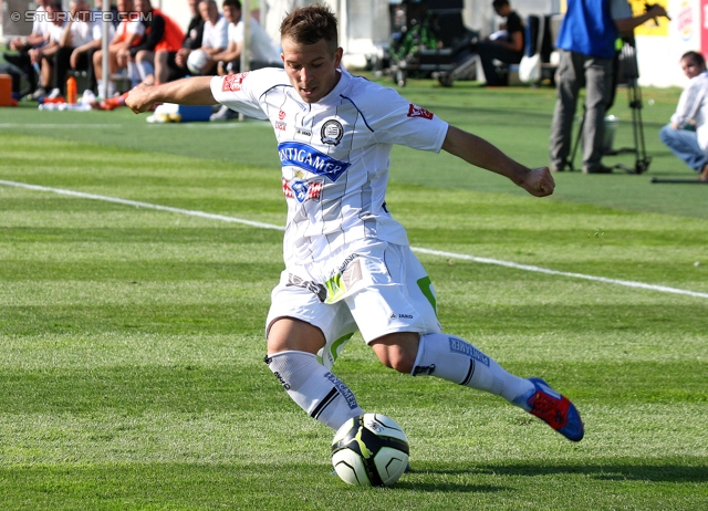 Wr. Neustadt - Sturm Graz
Oesterreichische Fussball Bundesliga, 33. Runde,  SC Wiener Neustadt - SK Sturm Graz, Stadion Wiener Neustadt, 05.05.2012. 

Foto zeigt Christoph Kroepfl (Sturm)
