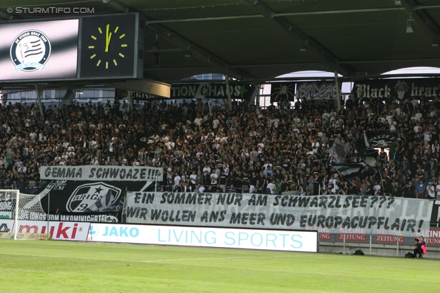 Sturm Graz - Admira
Oesterreichische Fussball Bundesliga, 34. Runde,  SK Sturm Graz - FC Admira, Stadion Liebenau Graz, 10.05.2012. 

Foto zeigt Fans von Sturm mit einem Spruchband
