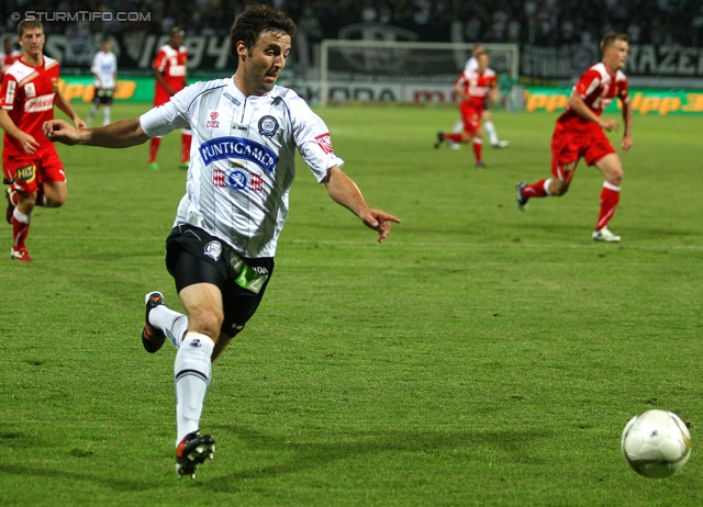 Sturm Graz - Admira
Oesterreichische Fussball Bundesliga, 34. Runde,  SK Sturm Graz - FC Admira, Stadion Liebenau Graz, 10.05.2012. 

Foto zeigt Joachim Standfest (Sturm)
