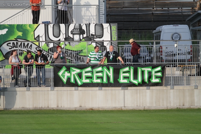 Sturm Amateure - Leoben
Regionalliga Mitte, 26. Runde,  Sturm Graz Amateure - DSV Leoben, Trainingszentrum Messendorf, 11.05.2012. 

Foto zeigt Fans von Leoben
