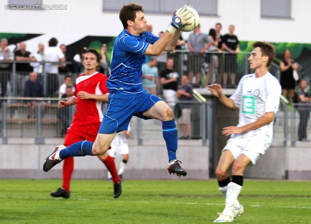 Sturm Amateure - Leoben
Regionalliga Mitte, 26. Runde,  Sturm Graz Amateure - DSV Leoben, Trainingszentrum Messendorf, 11.05.2012. 

Foto zeigt Christian Petrovcic (Leoben)
