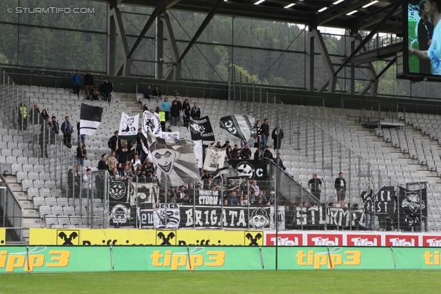 Innsbruck - Sturm Graz
Oesterreichische Fussball Bundesliga, 35. Runde,  Wacker Innsbruck - SK Sturm Graz, Tivoli Stadion Innsbruck, 13.05.2012. 

Foto zeigt Fans von Sturm
