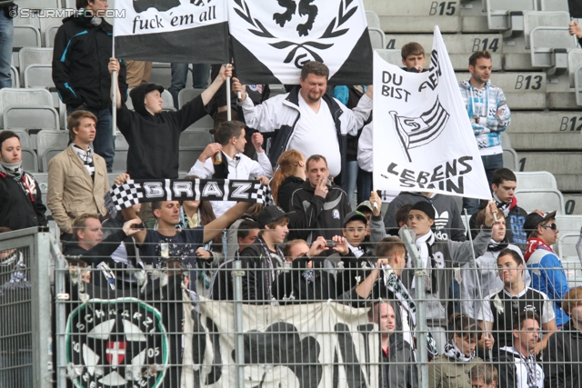 Innsbruck - Sturm Graz
Oesterreichische Fussball Bundesliga, 35. Runde,  Wacker Innsbruck - SK Sturm Graz, Tivoli Stadion Innsbruck, 13.05.2012. 

Foto zeigt Fans von Sturm
