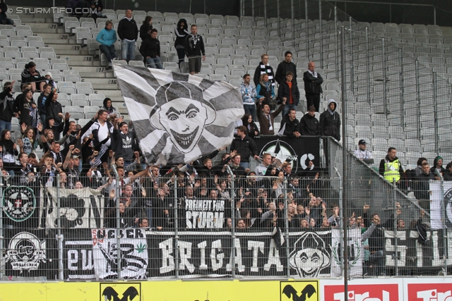 Innsbruck - Sturm Graz
Oesterreichische Fussball Bundesliga, 35. Runde,  Wacker Innsbruck - SK Sturm Graz, Tivoli Stadion Innsbruck, 13.05.2012. 

Foto zeigt Fans von Sturm
