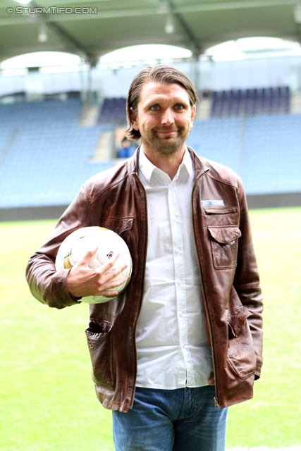 Pressekonferenz Sturm Graz
Oesterreichische Fussball Bundesliga, SK Sturm Graz Pressekonferenz, Stadion Liebenau Graz, 16.05.2012.

Foto zeigt Peter Hyballa (design. Cheftrainer Sturm)
