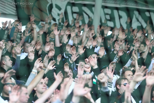 Sturm Graz - Austria Wien
Oesterreichische Fussball Bundesliga, 36. Runde,  SK Sturm Graz - FK Austria Wien, Stadion Liebenau Graz, 17.05.2012. 

Foto zeigt Fans von Sturm
