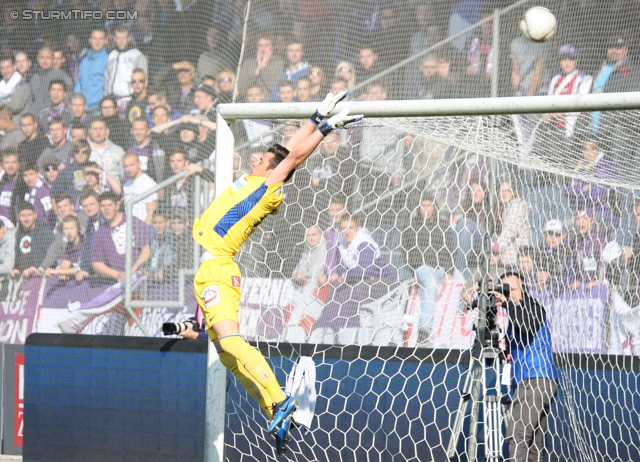 Sturm Graz - Austria Wien
Oesterreichische Fussball Bundesliga, 36. Runde,  SK Sturm Graz - FK Austria Wien, Stadion Liebenau Graz, 17.05.2012. 

Foto zeigt Heinz Lindner (Austria)
