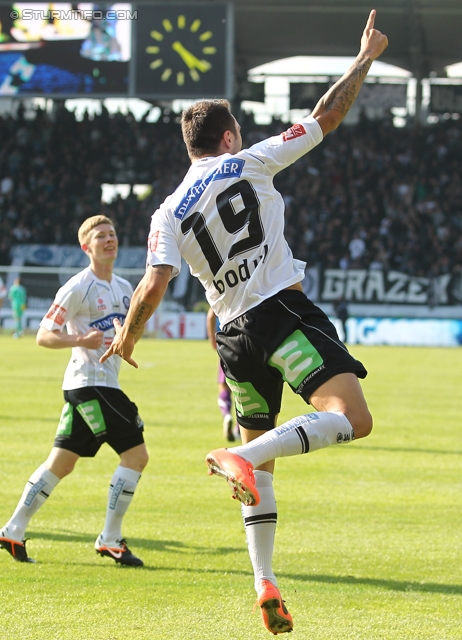 Sturm Graz - Austria Wien
Oesterreichische Fussball Bundesliga, 36. Runde,  SK Sturm Graz - FK Austria Wien, Stadion Liebenau Graz, 17.05.2012. 

Foto zeigt Darko Bodul (Sturm) und Florian Kainz (Sturm)
Schlüsselwörter: torjubel