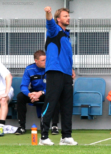 Sturm Amateure - Vorwaerts Steyr
Regionalliga Mitte, 30. Runde,  Sturm Graz Amateure - SK Vorwaerts Steyr, Sportstadion Kalsdorf, 01.06.2012. 

Foto zeigt Markus Schopp (Cheftrainer Sturm Amateure)
