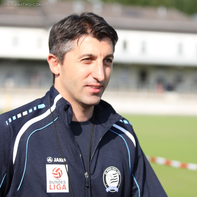 Sturm Graz Trainingsauftakt
Oesterreichische Fussball Bundesliga,SK  Sturm Graz Trainingsauftakt, Trainingszentrum Messendorf, 06.06.2012. 

Foto zeigt Ayhan Tumani (Co-Trainer Sturm)
