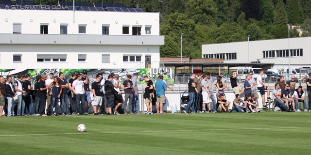 Sturm Graz Trainingsauftakt
Oesterreichische Fussball Bundesliga,SK  Sturm Graz Trainingsauftakt, Trainingszentrum Messendorf, 06.06.2012. 

Foto zeigt Fans von Sturm
