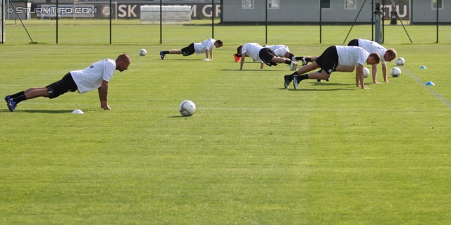 Sturm Graz Trainingsauftakt
Oesterreichische Fussball Bundesliga,SK  Sturm Graz Trainingsauftakt, Trainingszentrum Messendorf, 06.06.2012. 

Foto zeigt die Mannschaft von Sturm
