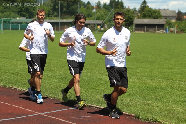 Sturm Graz Laktattest
Oesterreichische Fussball Bundesliga, SK Sturm Graz Laktattest, Postsportplatz Graz, 14.06.2012. 

Foto zeigt Juergen Saeumel (Sturm), Imre Szabics (Sturm) und Haris Bukva (Sturm)
